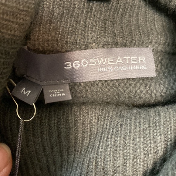 🥰360 sweater Cashmere turtleneck NWT - Picture 3 of 6